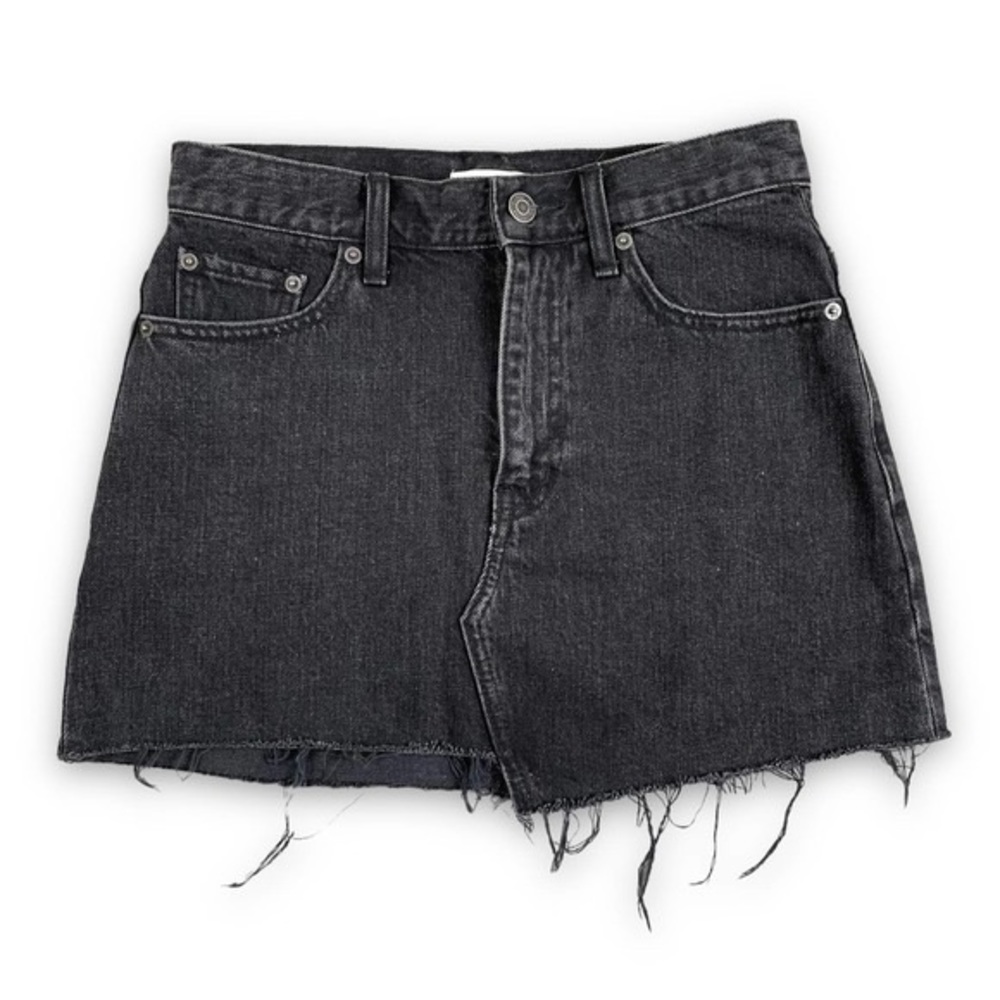 TNA / Aritzia Distressed Black Denim Mini Skirt | size 8